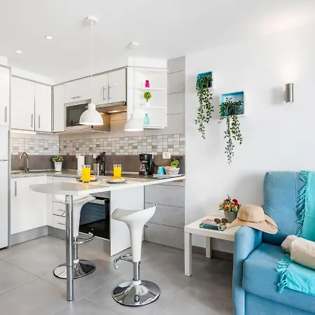 B16 Windsor Park, Exclusive Sea View, Heated Pool Appartamento *