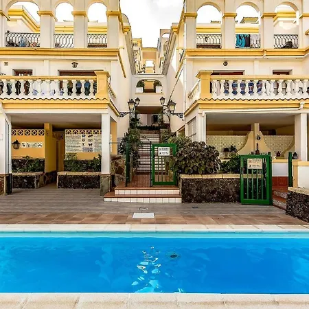 Appartamento B16 Windsor Park, Exclusive Sea View, Heated Pool *