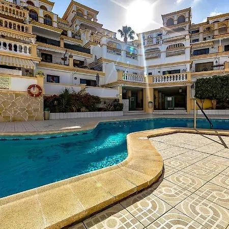 Appartamento B16 Windsor Park, Exclusive Sea View, Heated Pool