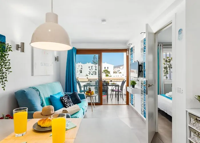 Appartamento B16 Windsor Park, Exclusive Sea View, Heated Pool